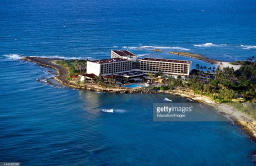 Simone Investment buys $56 mn debt on Blackstone-owned Hawaii hotel