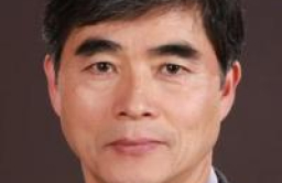 Radio wave research head picked as Korea Post’s savings unit CIO