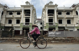 Vietnam’s Vingroup raises $400 mn from new stock sale to Hanwha Asset