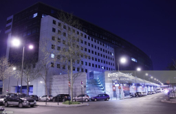 Samsung-Hanwha consortium tipped to invest $300 mn in Paris building