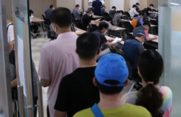 Korea’s July jobless claims hit $1 bn; insurance funds’ deficit to widen