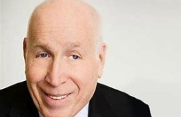 Legendary trader Larry Hite sees tech bubble, says Tesla yet to prove value