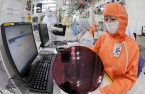Korean chipmakers in rivals’ shadow, fall behind TSMC