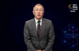  Hyundai Motor chairman vows to go carbon neutral, stresses electrification
