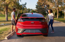 Hyundai quadruples sales of eco-friendly cars in US