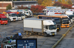 Deepening diesel exhaust fluid crisis puts Korea’s key industries at risk