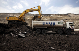 Korea mulls measures on Indonesia’s coal export ban