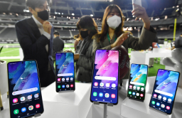 Samsung countersues ex-patent chief over IP disputes