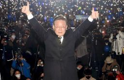 HOLD: S.Korea's president-elect vows heavy govt spending