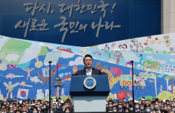 South Korea’s new president offers Pyongyang economic aid for denuclearization