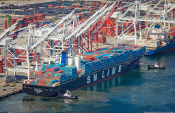 Korean exporters fret over looming labor strife at Long Beach, Hamburg
