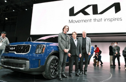 Kia posts record-high double-digit profit margin in second quarter