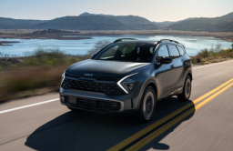 Kia Sportage Hybrid beats Toyota RAV4 in German review