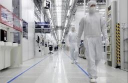US to allow Samsung, SK Hynix to import to China for 1 year