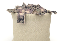 S.Koreans continue buying spree of sliding Japanese yen