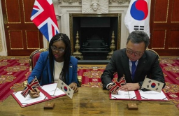 S.Korea to pour $26 bn in UK’s renewables, infrastructure