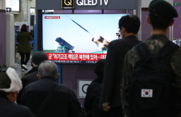 N.Korea fires more than 200 artillery shells off its west coast 