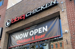 Korean chicken chains accelerate overseas expansion 