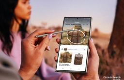Samsung returns to top, to up ante against troubled Apple