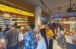 E-Mart24 opens first store in Cambodia