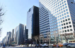 Korea’s POBA to invest $109 mn in Koramco’s office REIT