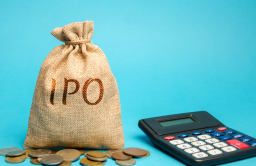  Junior bankers choosing track records over name value