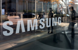 Samsung to cut chip executive jobs, restructure in battle versus SK Hynix