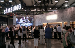 Samsung retains No. 5, Hyundai climbs to No. 30 global brand