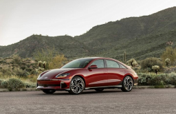 Hyundai Motor Group wins Cars.com's 2025 Top Pick EV Awards