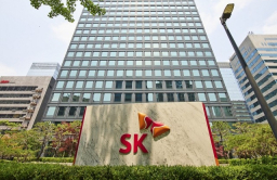 S&P upgrades SK Innovation credit rating to BBB- 