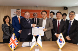 Hanwha Ocean, Babcock to team up for submarine exports 