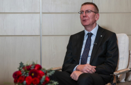 Latvian President Rinkēvičs seeks closer ties with S.Korea in bio, defense