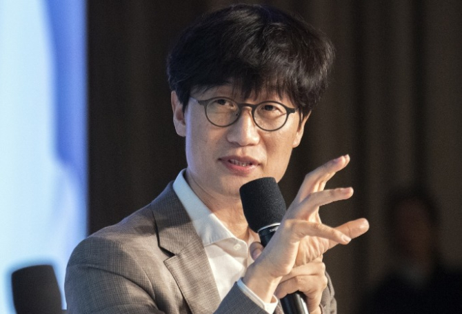 S.Korea’s Naver to launch Silicon Valley venture arm in aggressive AI push