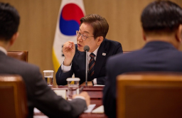 Lee Jae-myung to meet with top business leaders ahead of G7 summit